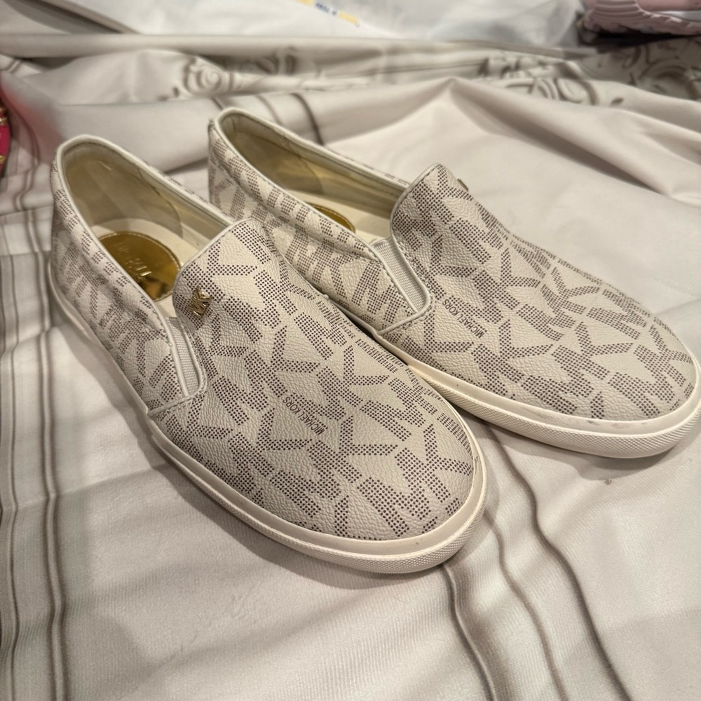 Michael Kore slip on sneakers